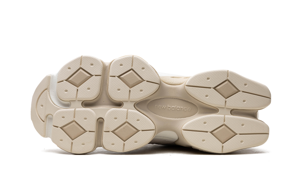 New Balance 9060 "Beige White" Sneakers