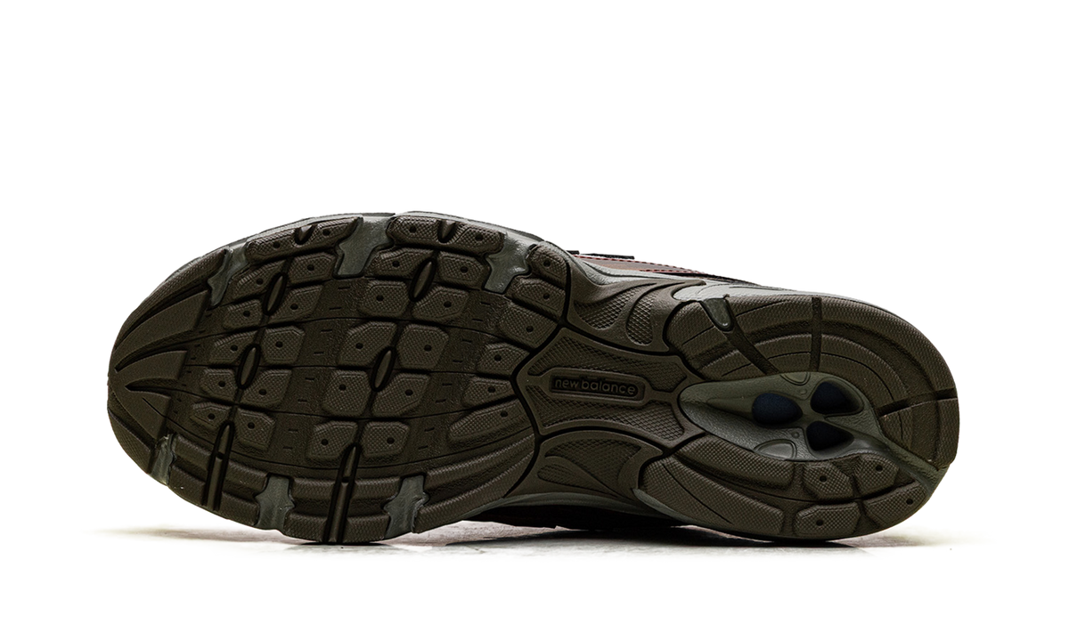 New Balance 740 "Woodland Dark Olivine" Sneakers