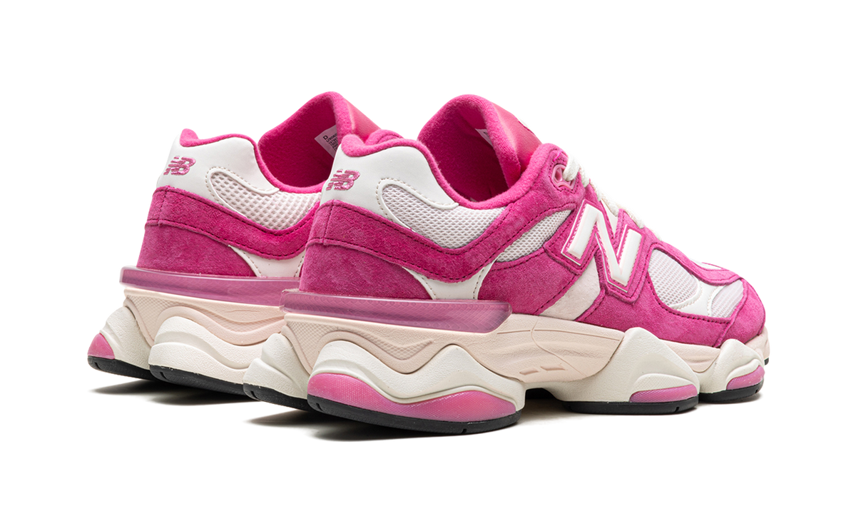 New Balance 9060 "Pink" Sneakers