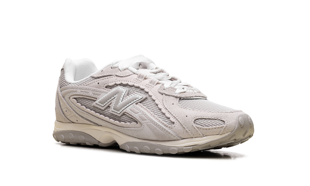 New Balance 204L "Sea Salt" Sneakers