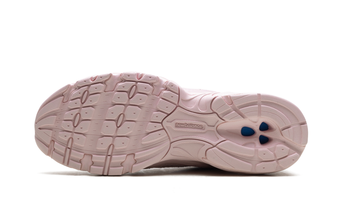 New Balance 530 "Rose Sugar" Sneakers