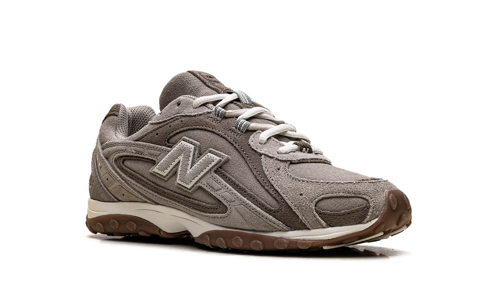 New Balance 204L "Dark Olivine Gum" Sneakers