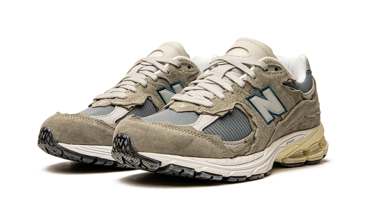 New Balance 2002R "Protection Pack - Mirage Grey" Sneakers