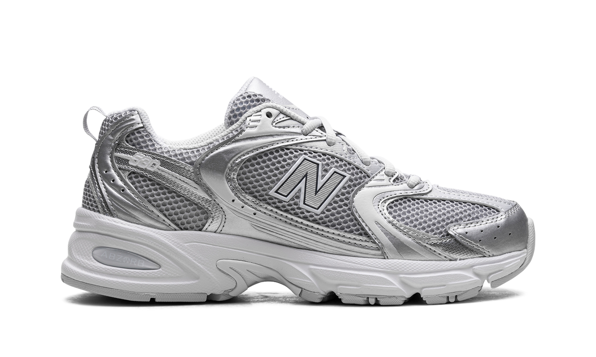 New Balance 530 "Moonbeam Silver Metallic" Sneakers
