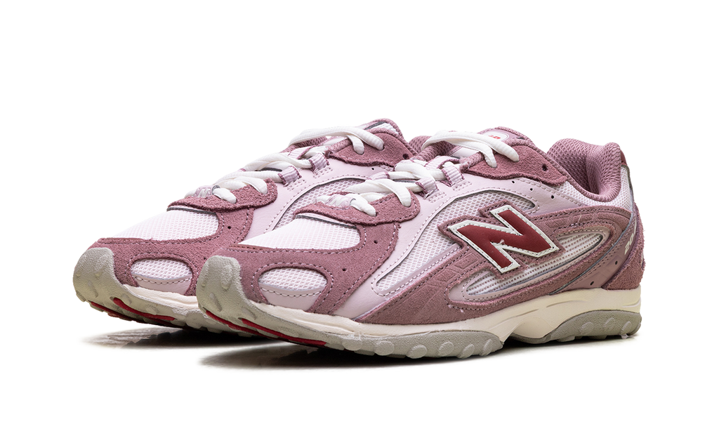 New Balance 204L "Valentine's Day" Sneakers