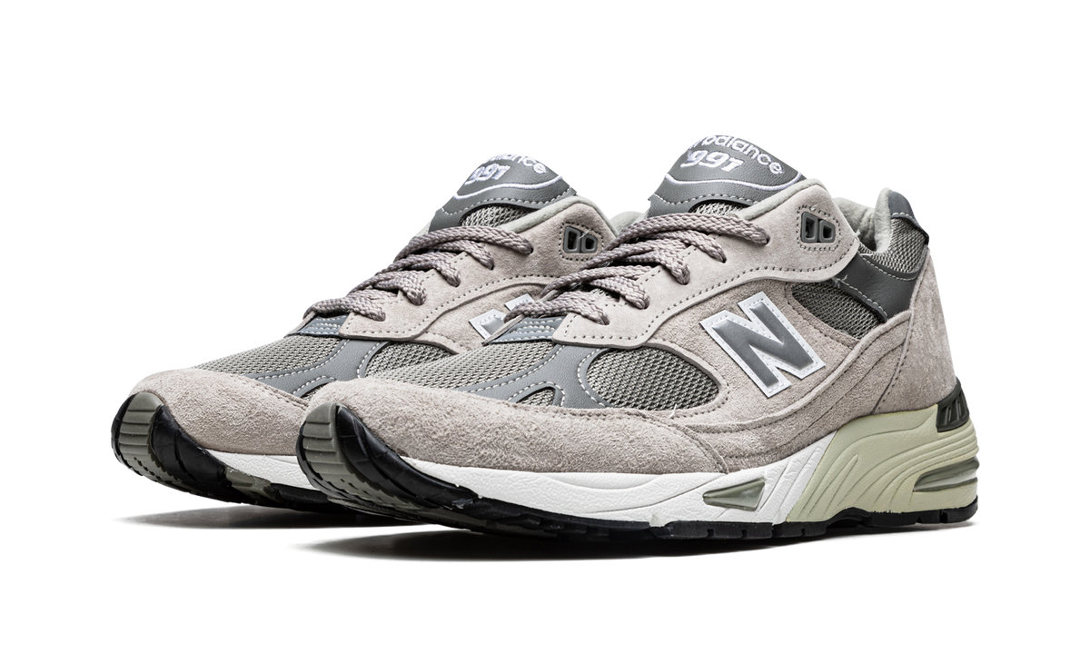 New Balance 991 "Grey" Sneakers