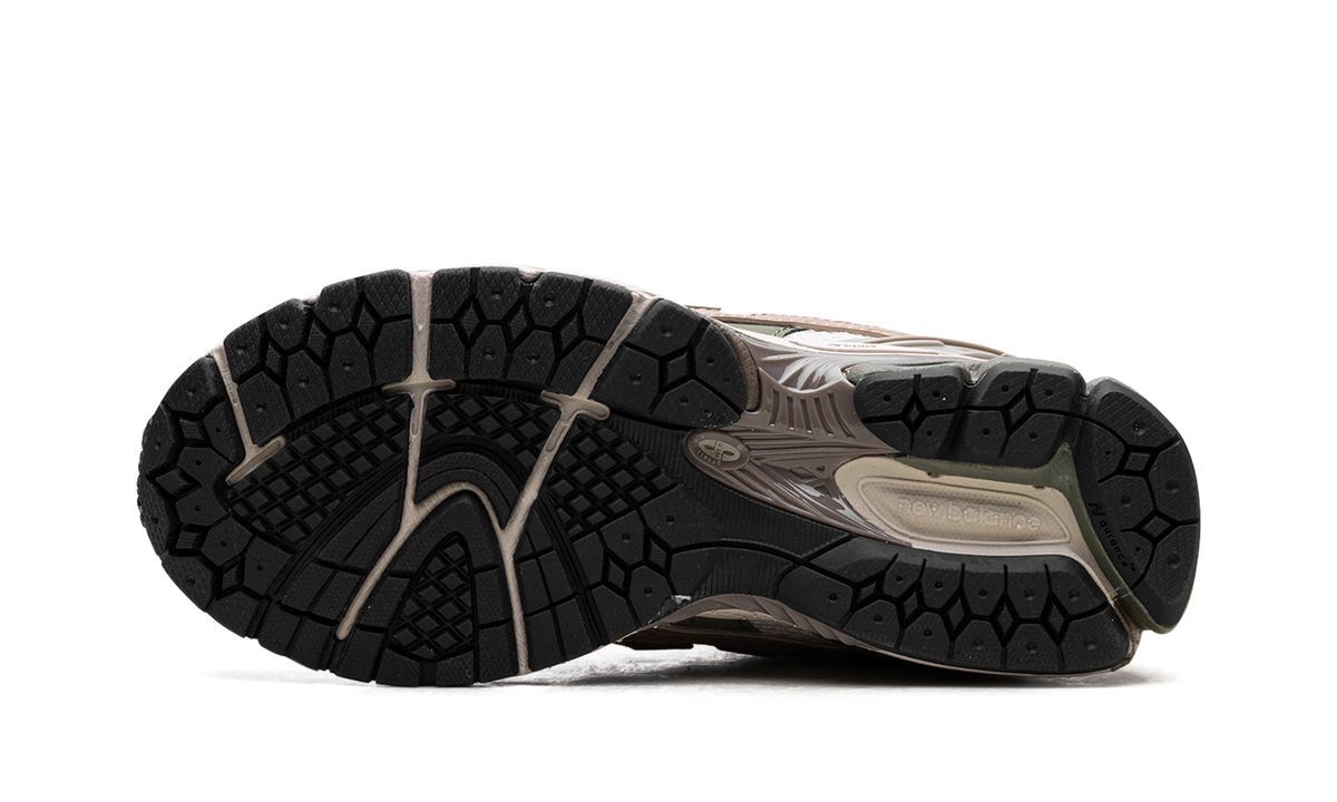 New Balance 1906 Utility "Linen" Sneakers
